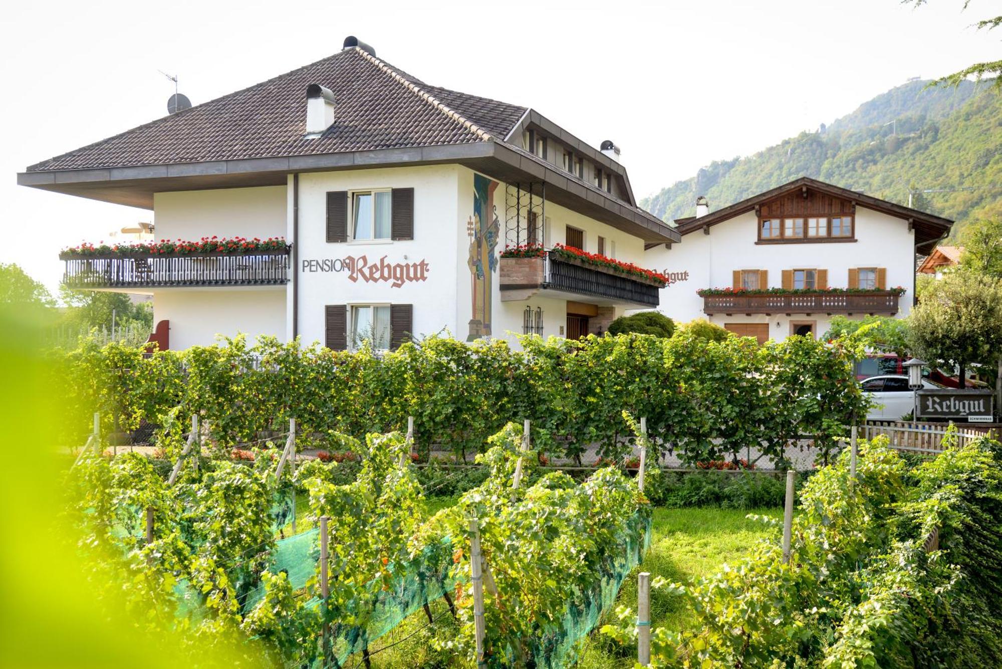 Pension Rebgut Couette-café